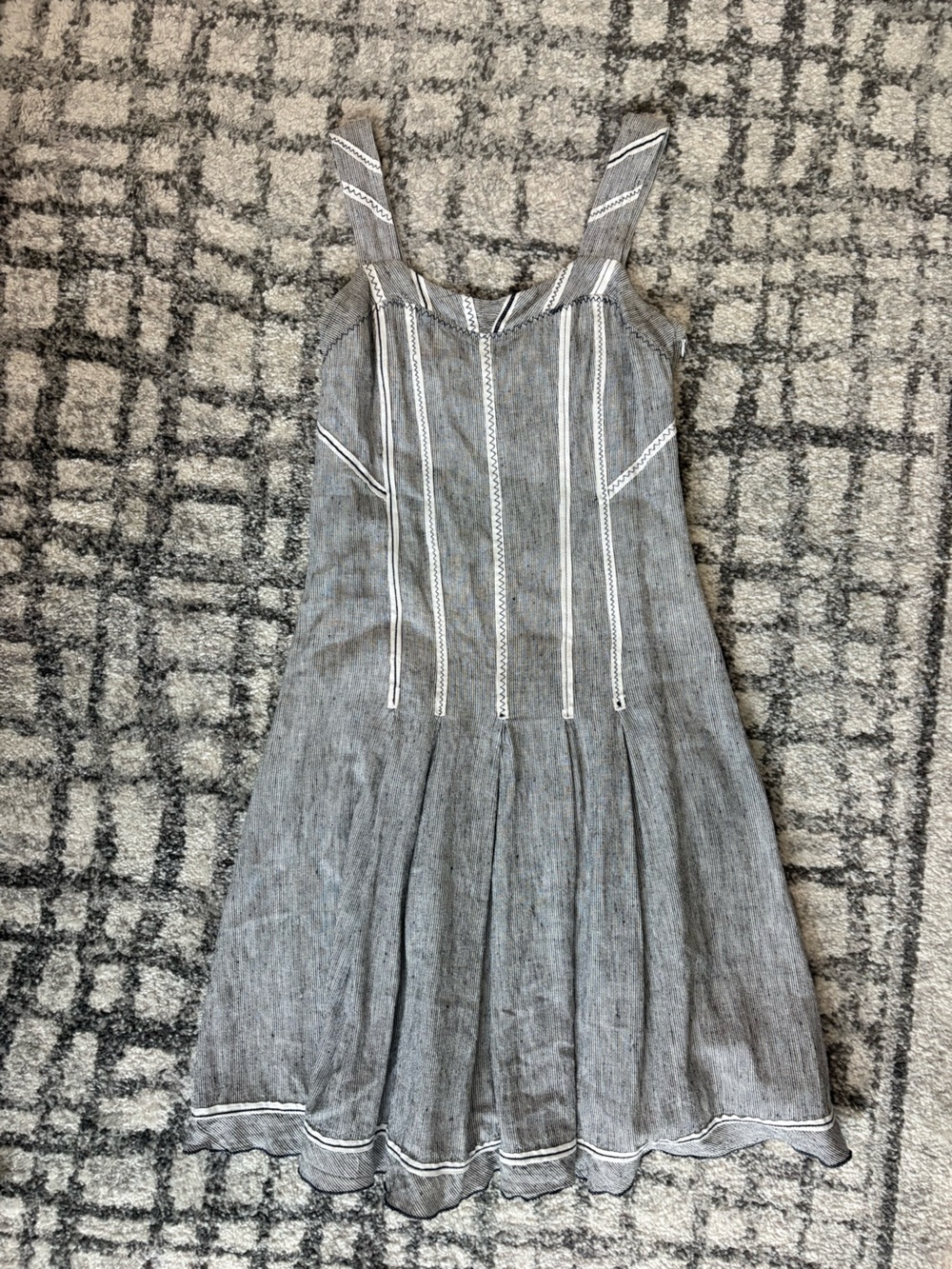 Gray Sleeveless Linen-Blend Midi Dress with White Trim